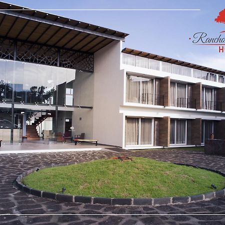 Hotel Rancho Tabachines Zitacuaro ภายนอก รูปภาพ