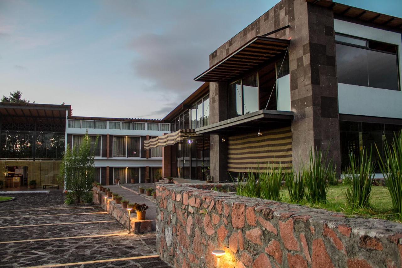 Hotel Rancho Tabachines Zitacuaro ภายนอก รูปภาพ