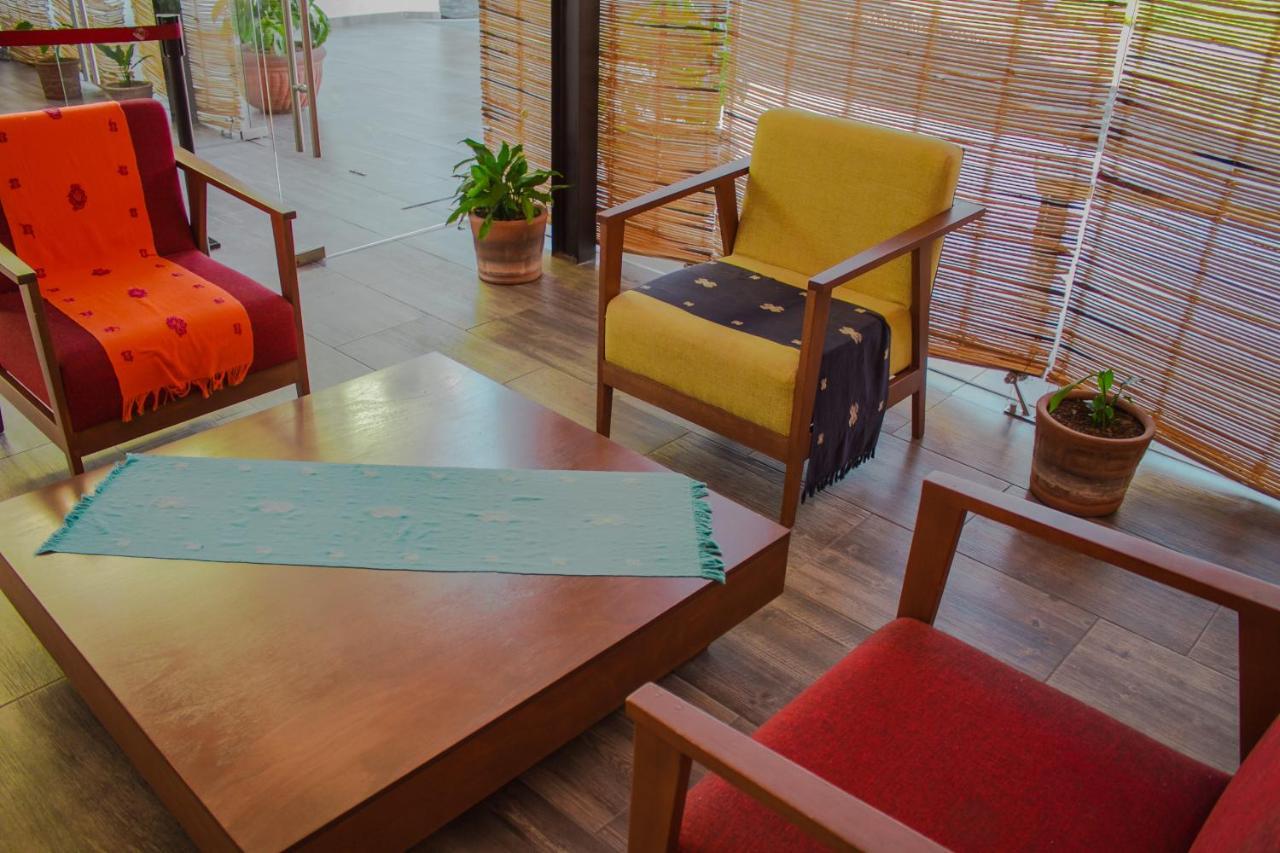 Hotel Rancho Tabachines Zitacuaro ภายนอก รูปภาพ